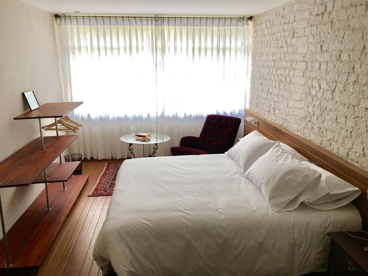 Casa Lelyte Bed & Breakfast Bogota Bagian luar foto
